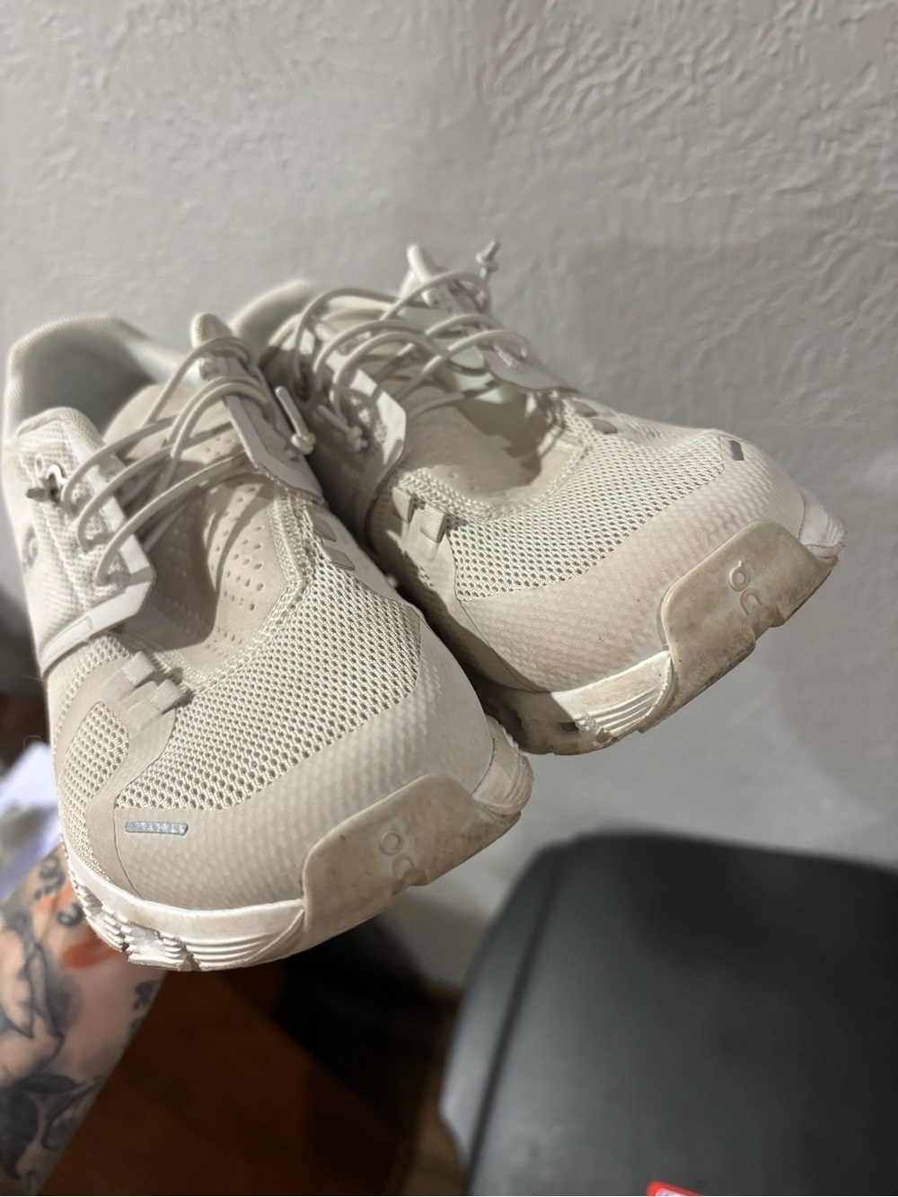 On Cloud Womens Cloud 5 White Running Workout Shoes Size 7 Mesh Low Top Swiss - Picture 5 of 7